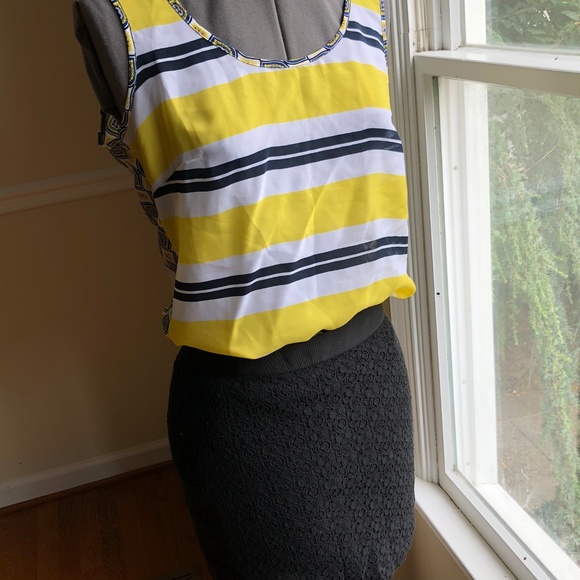 J. Crew black lace textured miniskirt - Picture 5 of 6